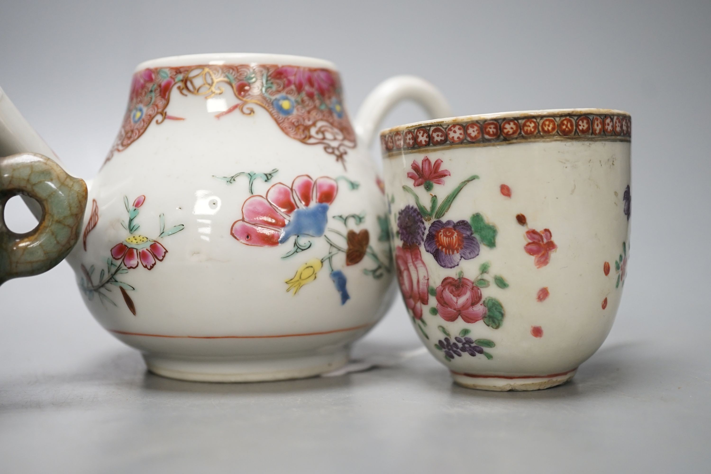 An 18th century Chinese export teapot and coffee cup, a crackle glaze censer and a teabowl (a.f)